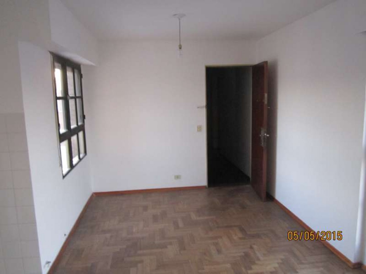 Departamento de un dormitorio sobre calle Rondeau - NUEVA CORDOBA