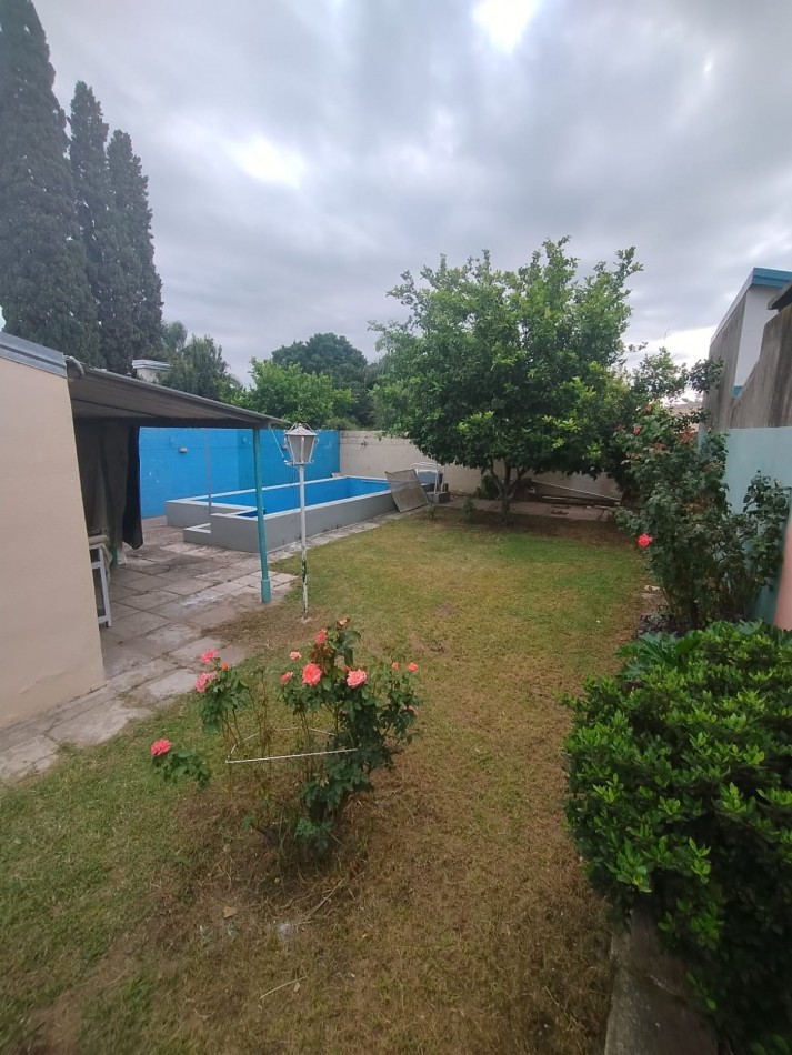 VENDO TERRENO CON QUINCHO/DEPTO/PISCINA