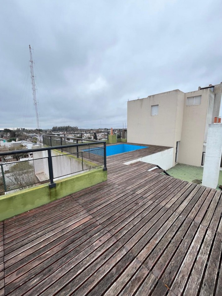 VENTA DEPARTAMENTO EDIFICIO LISANDRO I - MONTE MAIZ 