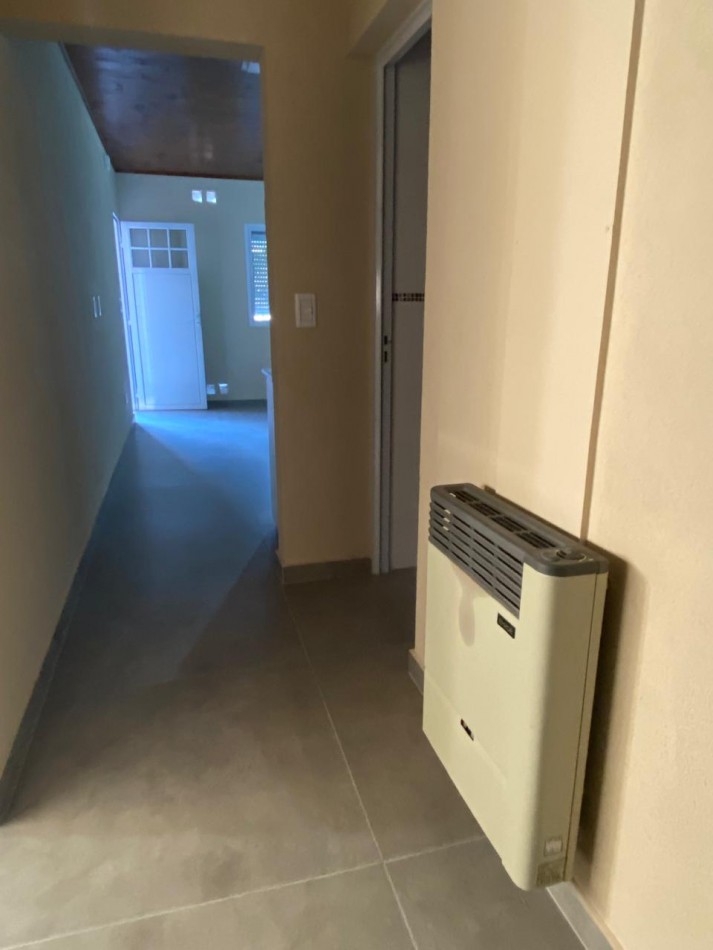 VENDO CASA A ESTRENAR - W. ESCALANTE - CENTRO