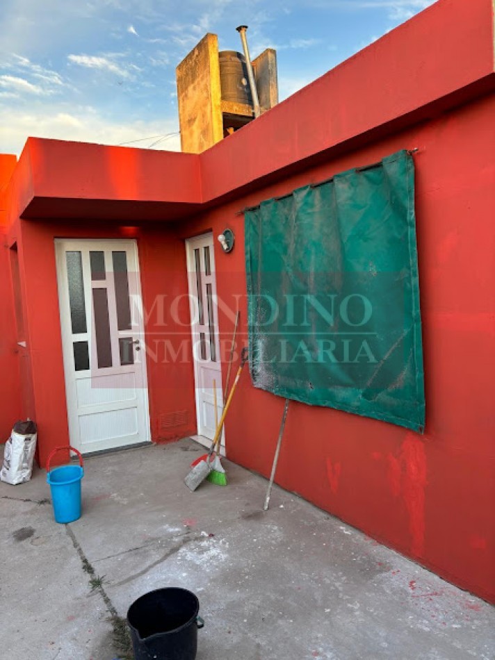ALQUILO CASA DOS DORMITORIOS MONTE MAIZ - EXCELENTE ESTADO - SEMI AMOBLADA