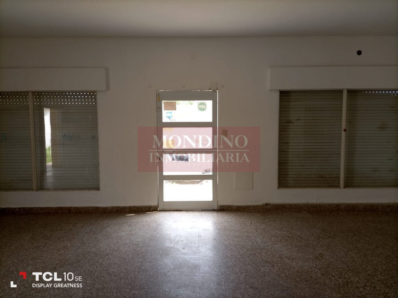 ALQUILO LOCAL COMERCIAL MONTE MAIZ