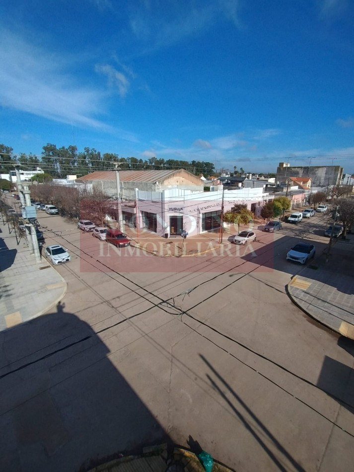 UBICACION ESTRATEGICA EN PLENO CENTRO MONTE MAIZ - ESQUINA CON POTENCIAL PARA DESARROLLO MIXTO O COMERCIAL