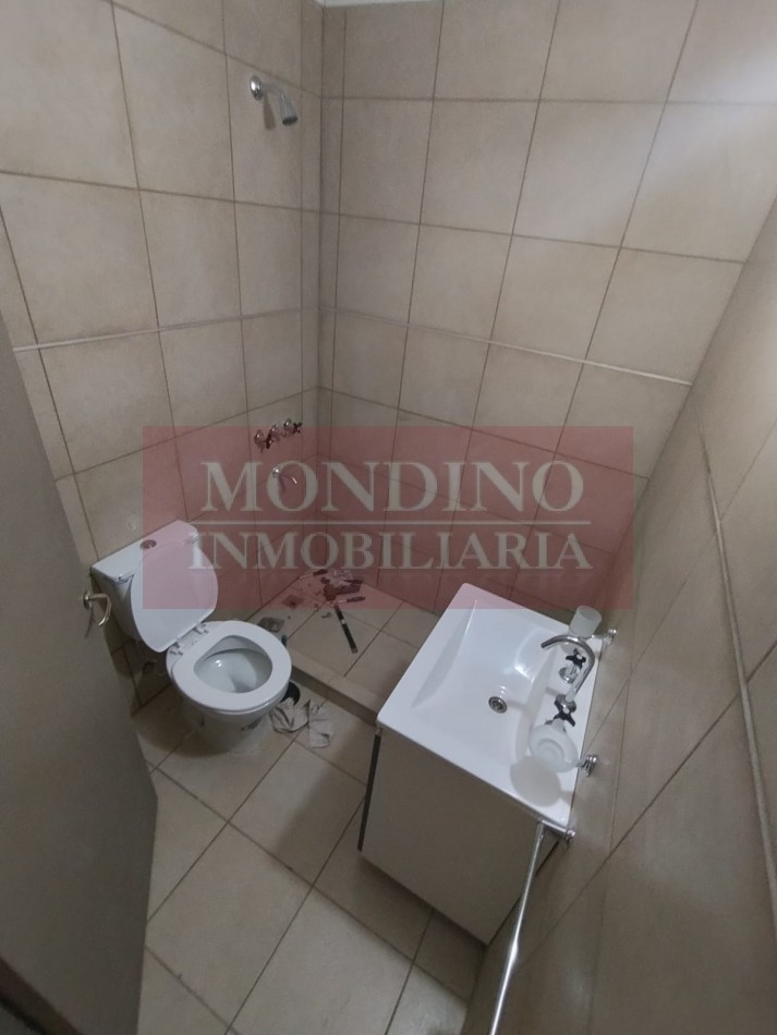 ALQUILO CASA MONTE MAIZ 