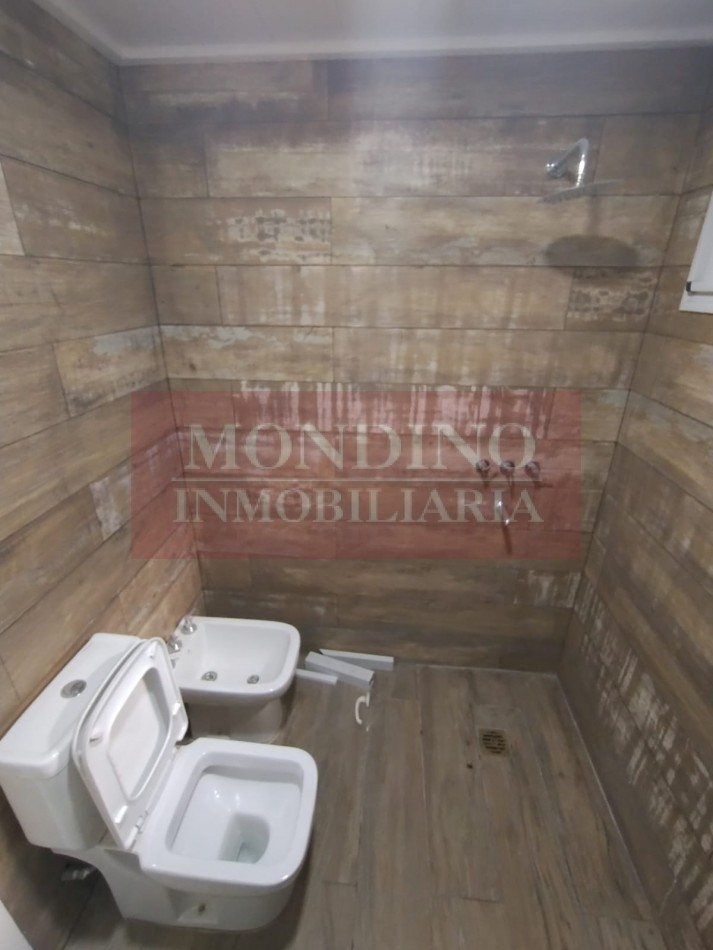 ALQUILO DEPTO DOS DORMITORIOS EN MONTE MAIZ - ULTIMO DISPONIBLE.-