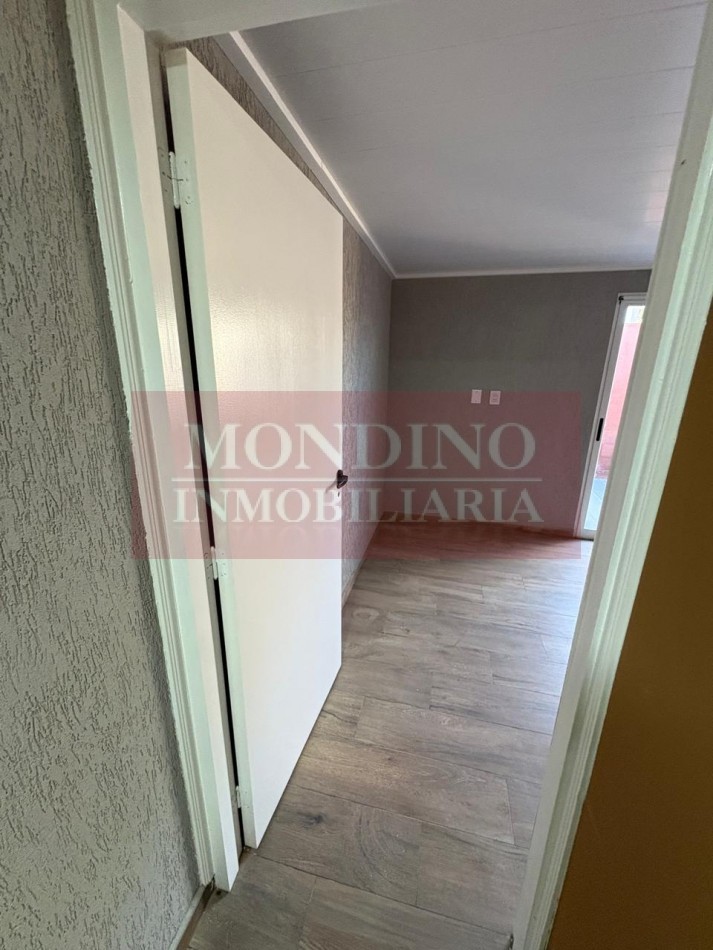 ALQUILO DEPTO DOS DORMITORIOS EN MONTE MAIZ - ULTIMO DISPONIBLE.-
