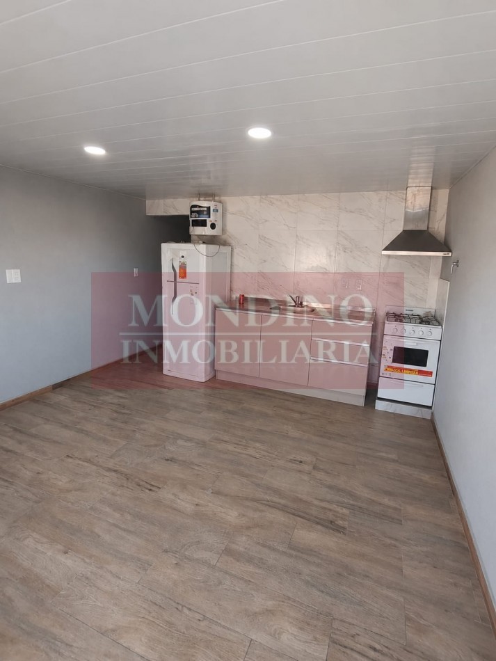 ALQUILO DEPTO DOS DORMITORIOS EN MONTE MAIZ - ULTIMO DISPONIBLE.-