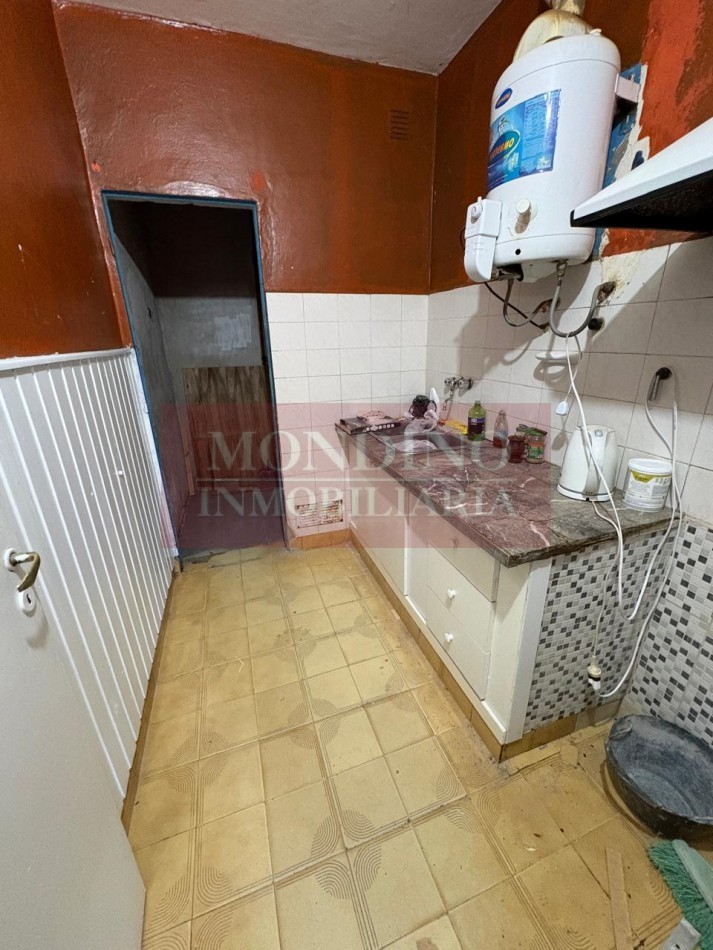 ALQUILO CASA TRES DORMITORIOS - DOS BAÑOS - MONTE MAIZ