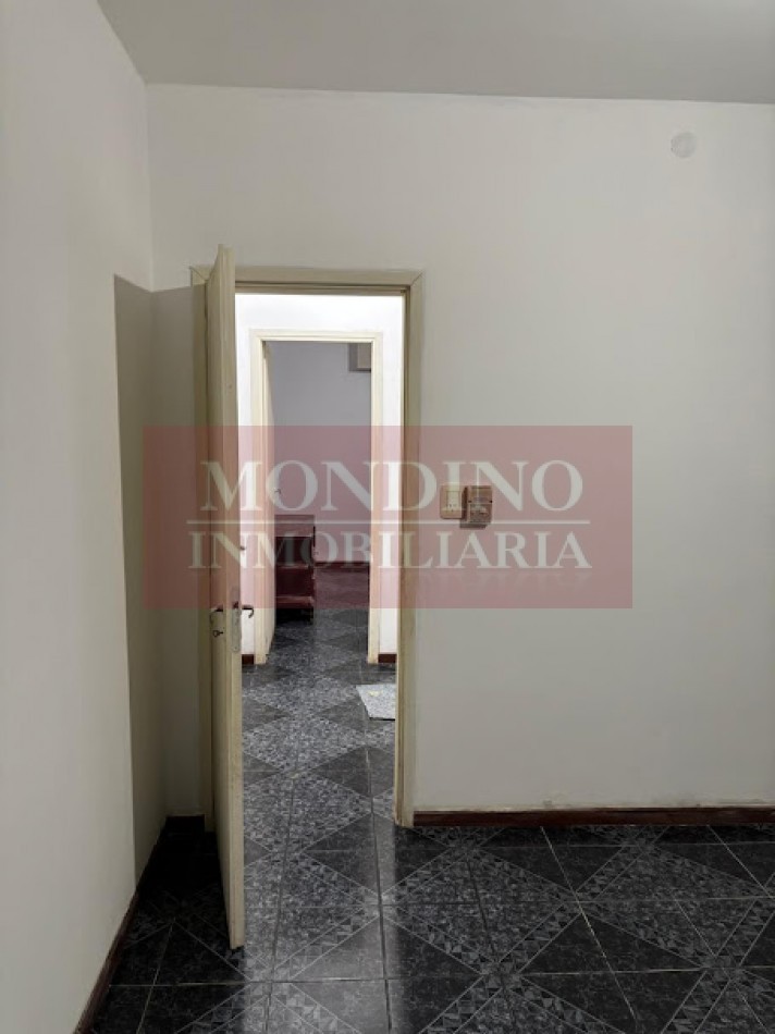 ALQUILO CASA DOS DORMITORIOS MONTE MAIZ - EXCELENTE ESTADO - SEMI AMOBLADA
