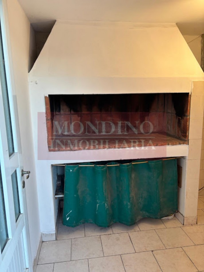 ALQUILO CASA DOS DORMITORIOS MONTE MAIZ - EXCELENTE ESTADO - SEMI AMOBLADA