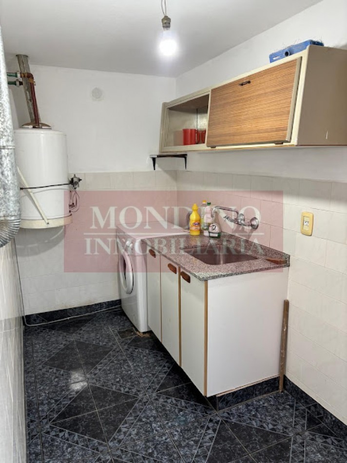 ALQUILO CASA DOS DORMITORIOS MONTE MAIZ - EXCELENTE ESTADO - SEMI AMOBLADA