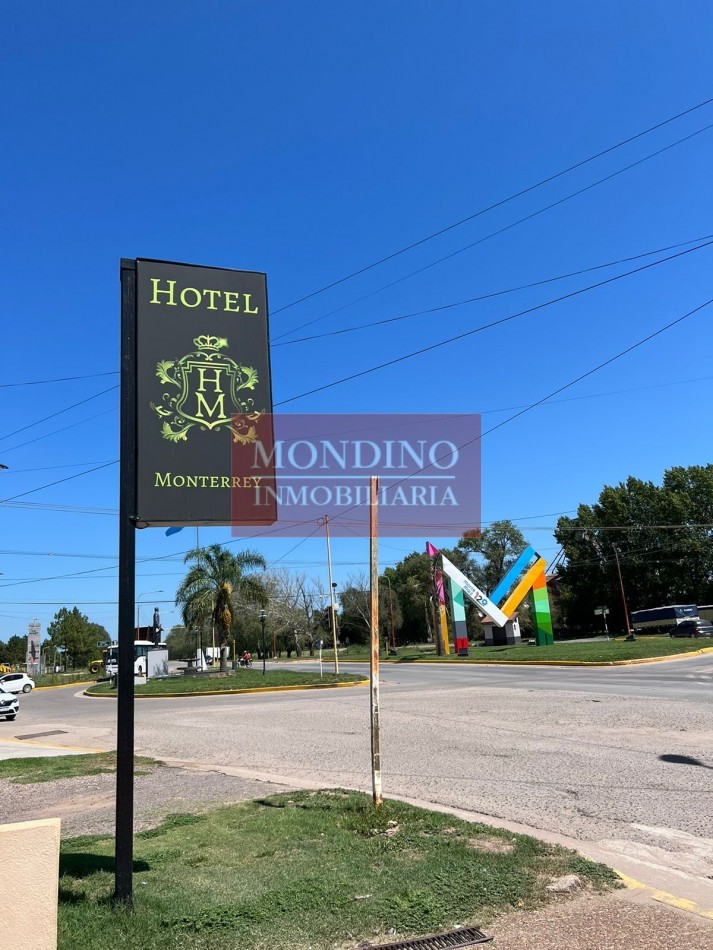 VENDO HOTEL MONTE MAIZ