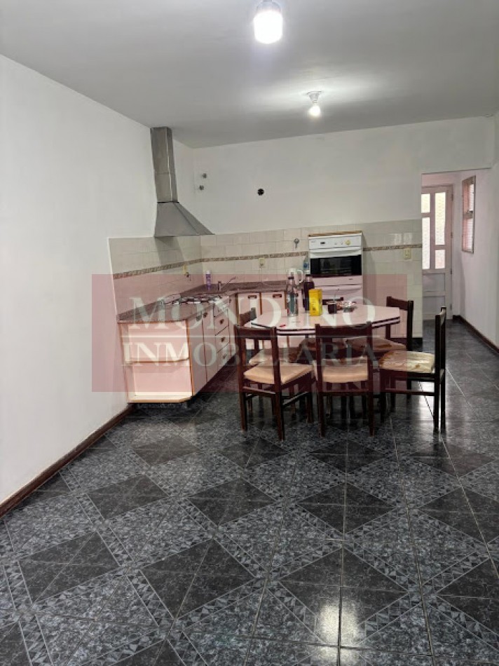 ALQUILO CASA DOS DORMITORIOS MONTE MAIZ - EXCELENTE ESTADO - SEMI AMOBLADA