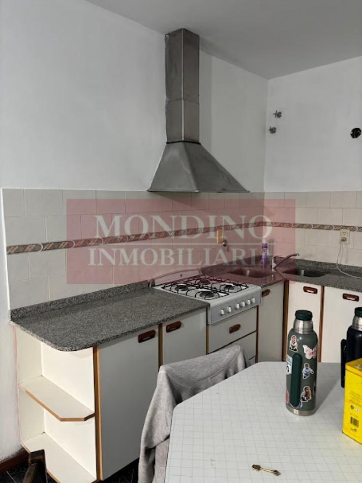 ALQUILO CASA DOS DORMITORIOS MONTE MAIZ - EXCELENTE ESTADO - SEMI AMOBLADA