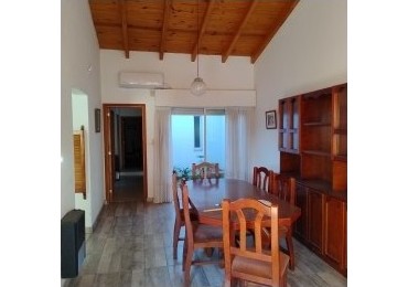 SENSACIONAL CASA A LA VENTA MONTE MAIZ